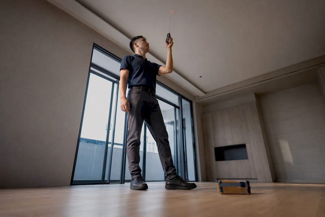 Spot Showroom Tricks: Verify Singapore Condo Ceiling Heights On Site